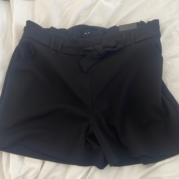 NEW PAPERBAG WAIST SHORTS​ - Picture 2 of 4